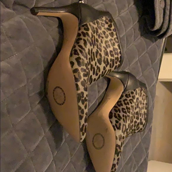 Cheetah Bootie Pumps - Picture 3 of 3